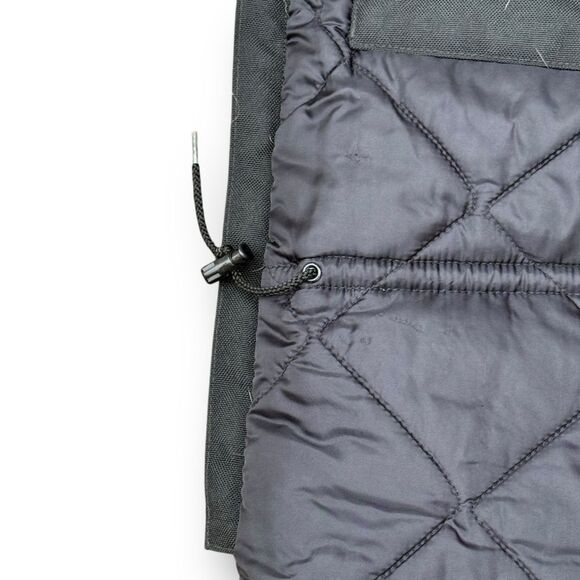 Carhartt Men's Dark Jacket with Black Accents - Picture 7 of 8